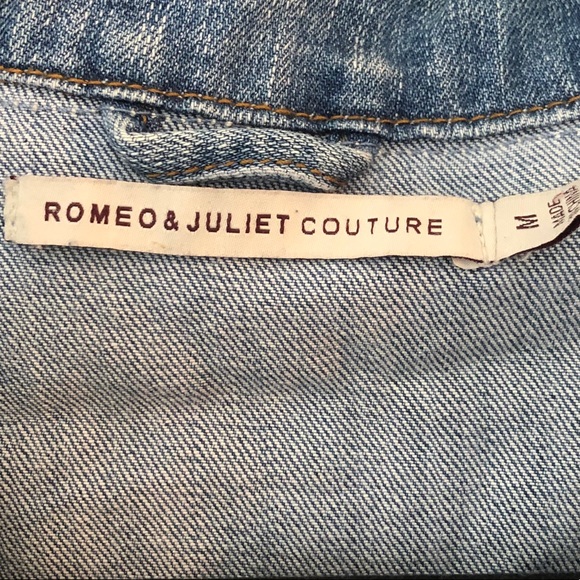 Denim Jacket with White Cotton Lace Details - Picture 3 of 5